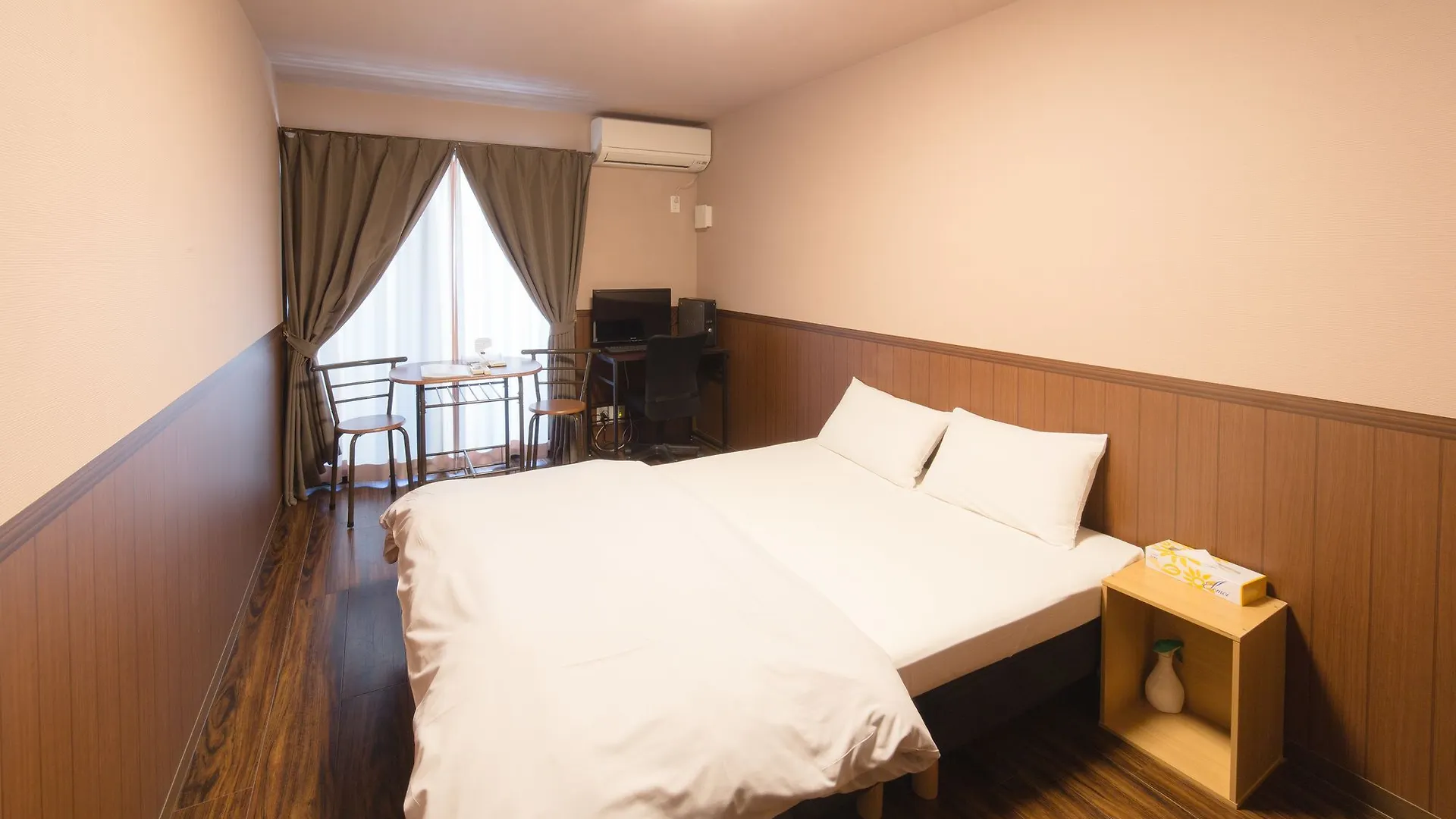 Apartment East By Root2 Hostel Japan